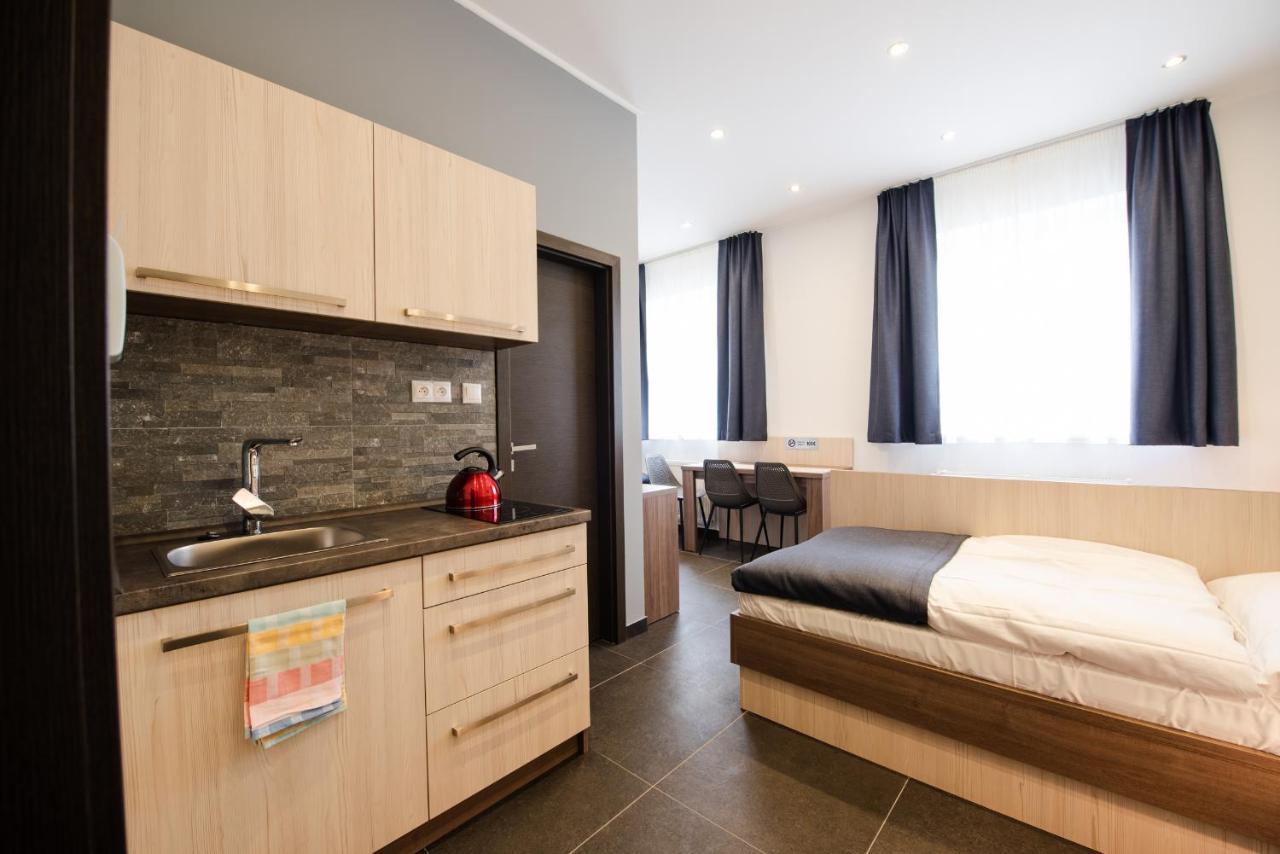 Apartments Danube Bratislava Exterior photo