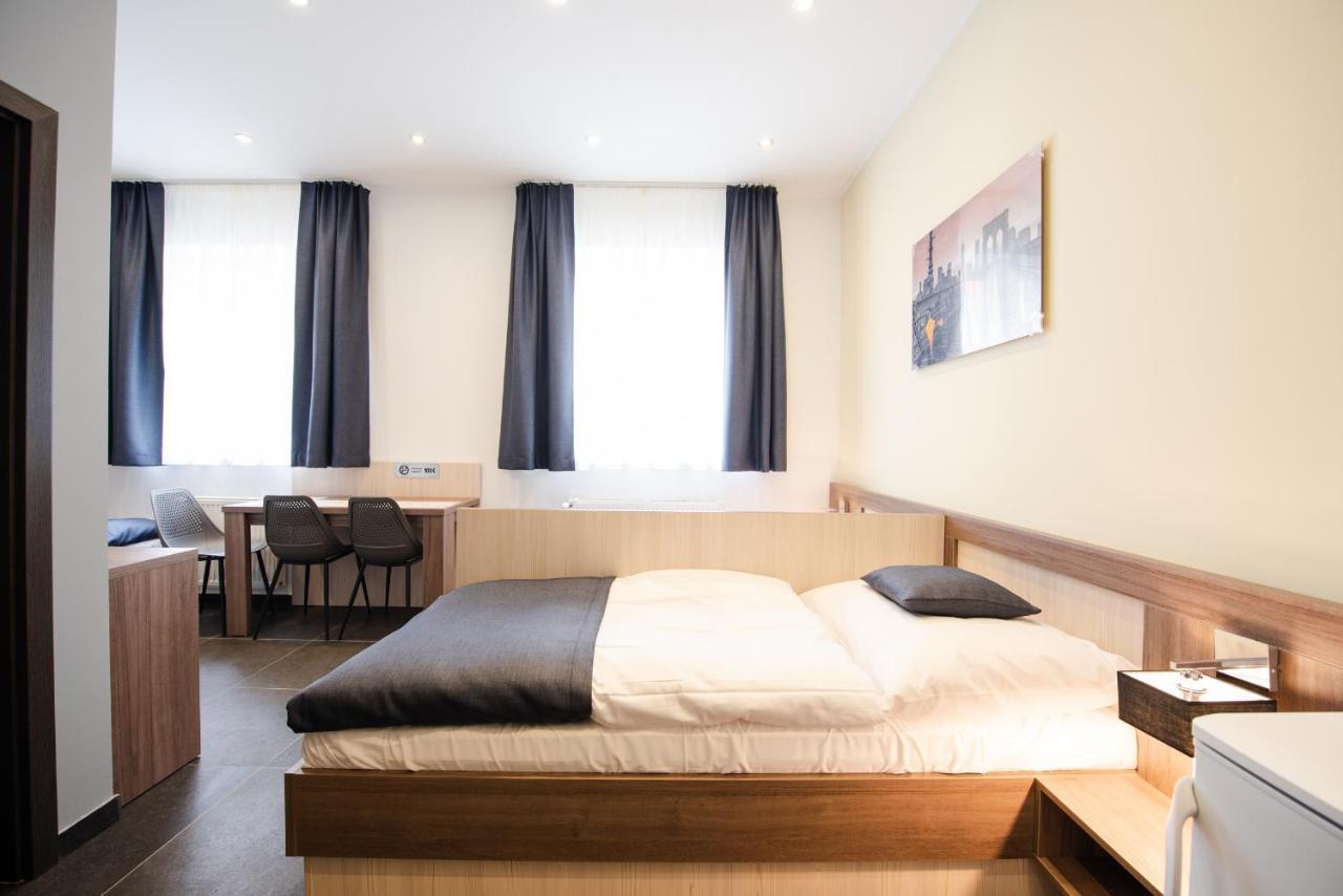 Apartments Danube Bratislava Exterior photo